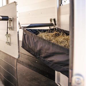 Filename: stall-till-hastvagn-svenskt-mjolk-transport.