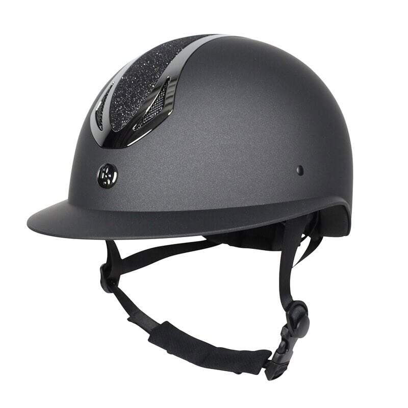 M603817-1 Kavalkade ridhjälm med ventilation och justerbart spänne for barn och vuxna.